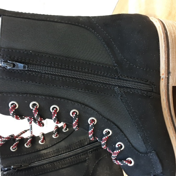 NWOT SM NEW YORK SPRUCE BOOTS - Picture 5 of 10